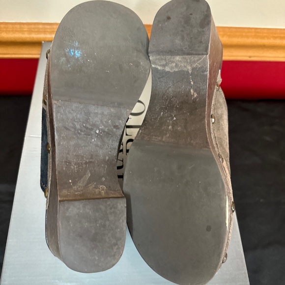 WOMEN'S FRANCO SARTO SUEDE CLOG/ MULES DARK BROWN/NAVY BLUE SIZE 7M - Picture 8 of 9